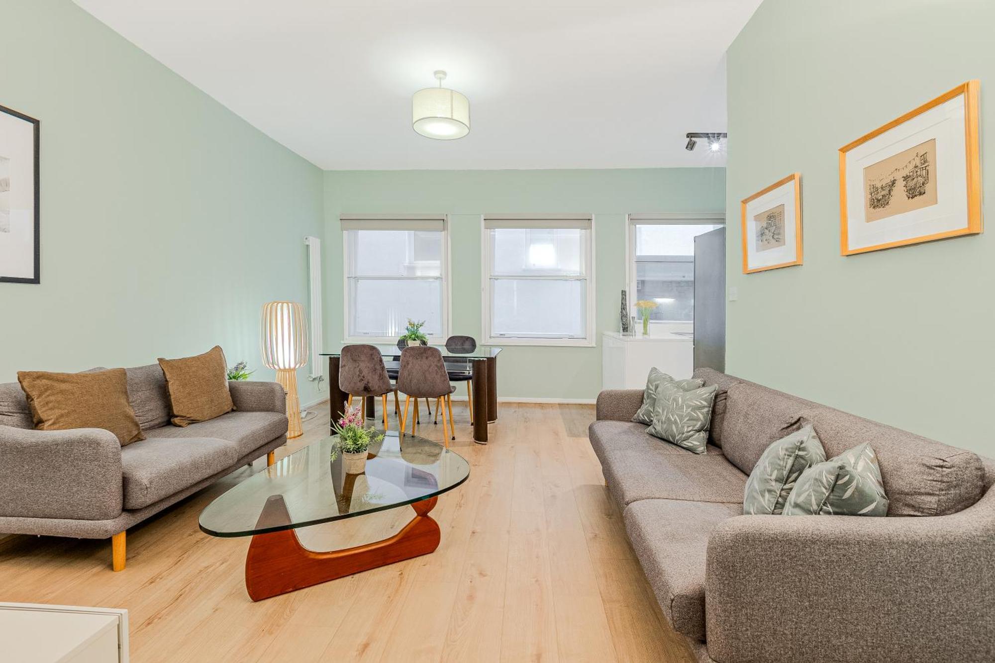 לונדון Stunning Central 2Br Flat Btw Soho & Covent Garden מראה חיצוני תמונה